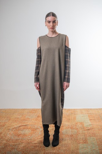 Checkered Off-Shoulder Caftan - Ankle-length caftan featuring a relaxed silhouette with a contrasting checkered back, refined rim lining, and functional side pockets for effortless everyday elegance. One size