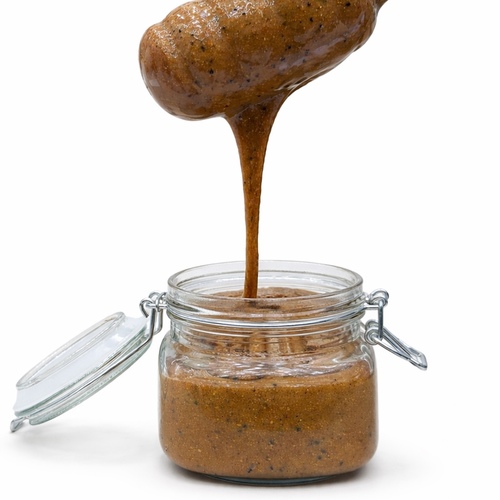 Stomach Bacteria (H. pylori) Mix with Honey - فوايدها لجرثومة المعدة: 
 

تساعد تقاوم البكتيريا

العسل مع المكونات الطبيعية مثل الحبة السوداء فيها خصائص تضعف الجرثومة.
تهدّي المعدة

تخفف الحرقان والألم اللي يجي من جرثومة المعدة.
تحسّن الهضم

تقلل النفخة وتريح المعدة بشكل ملحوظ.
تخفف الحموضة

مناسبة للي يعانون من ارتجاع أو حموضة مستمرة.
دعم مع العلاج

تعتبر مكمل طبيعي يساعد، مو بديل عن العلاج الطبي.