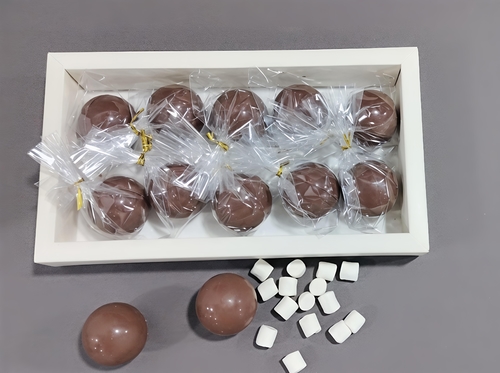 hot chocolate balls - 10 hot chocolate balls with marshmallow filling