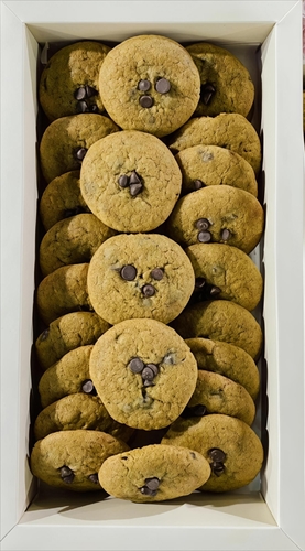 cookies - Freshly baked cookies filled with delicious chocolate pieces, baked in the traditional way to enjoy a wonderful taste with a glass of milk or coffee