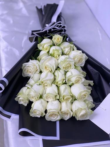 Bouquet - 25 stems with wrapping