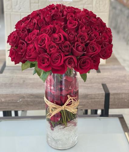 Rkn Flowers  - Vase  Roses 100pcs