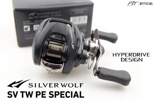 Daiwa 22 Silver Wolf SV TW 1000XH - The Silver Wolf SV TW PE Special is the diversified version of the 21 Zillion, which can be better used with thin PE braided lines from #0.6 to #1.0. The changes are mainly related to the spool and the step winder (level winder). The SV Boost PE Special spool is optimized for casting with thin PE braided lines. The Level Winder moves faster to prevent the braided lines from getting jammed.
Durable but lightweight aluminum alloy construction provides solid performance for long life. The new SV Boost brake system allows long casts without play.ModellRev (cm)Gear RatioDrag (kg)Weight (g)Capacity PE (m)Bearing1000XHL90cm8.5:151850.8 ~ 15010/1.