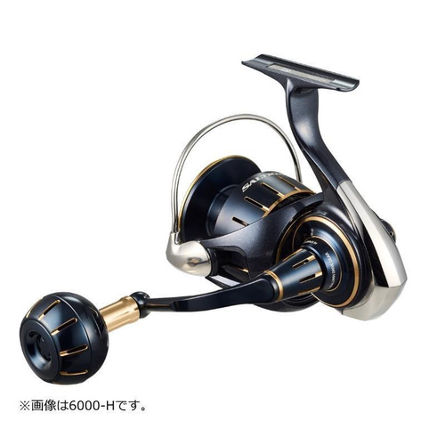 saltiga 2023 6000-XH - for 6000 Gear ratio: 6.2 Rapping length: 110cm/Handle 1 rotation Lump weight: 400g Maximum drag force: 15kg Standard rolls PE: No. 3 -300m, No. 4 -220m handle length: 70mm bearing ball/roller: 12/1