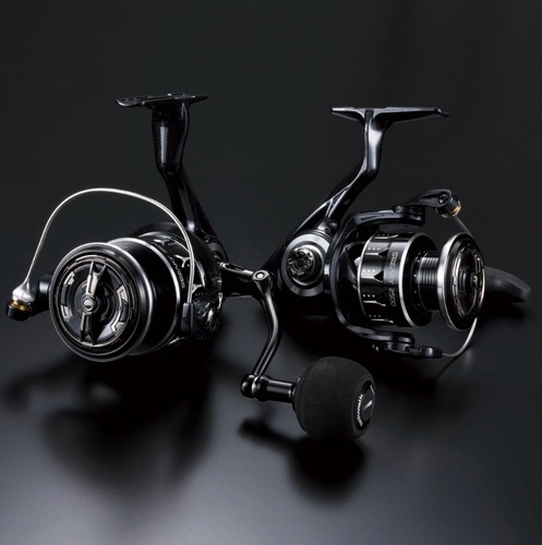 Tailwalk Speaky 3500S XGX - Smooth and silky spinning reel. You can challenge a powerful target that does not make you aware of the size of the reel, such as sea bass, flatfish, surf, shore jigging, sea American, sea cherry, sea cherry, Tenya, Tylaba, and super light jigging. 
Gear ratio: 6.2: 1 bearing: 6+1 Self-weight: 285g thread winding: PE1.5-200m Thin winding: N8-120m maximum drag: 9kg maximum roller upper length: 98cm