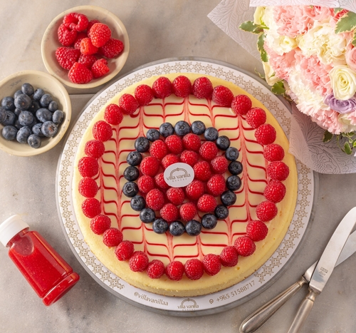 Cheesecake With Two Kind Berries