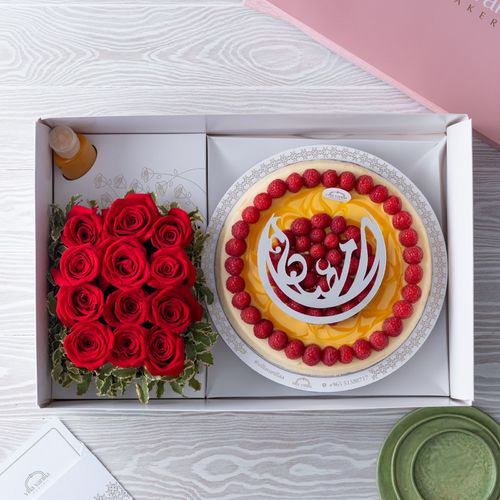 Villa Vanilla - Ramadan Cheese Cake With red Flowers box 12 roses