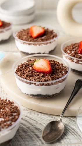 ‏Mini Delice forest - 5 flavors pistachios chocolate mango passion Fruit and strawberry