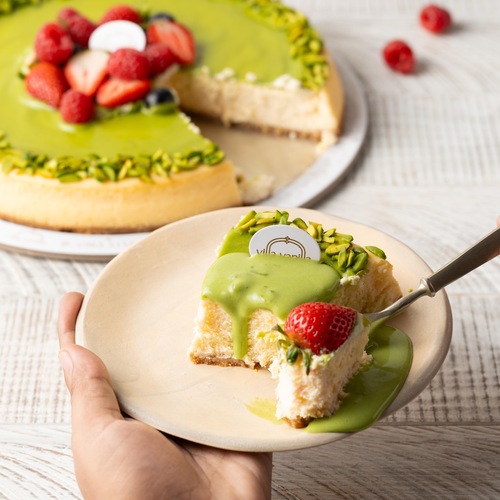 Royal pistachio cheesecake