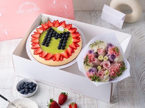 Cheese Cake Pistachio With blueberry and strawberry Letter And Flowers
