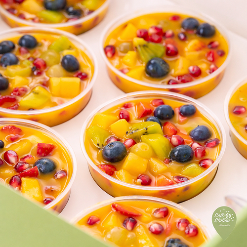 Yellow Fruits Salad - Fruit Salad
Grapes - Mango - Strawberry - Watermelon - Kiwi - Pomegranate
With Mango Juice
