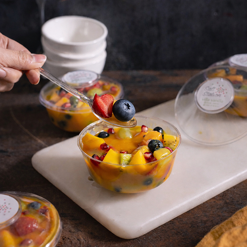 Yellow Fruits salad - Fruit Salad 
 Grapes &nbsp;- Mango - Strawberry - Watermelon - Kiwi - Pomegranate 
 With Mango Juice