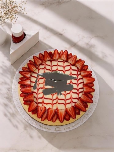 graduation strawberry cheesecake