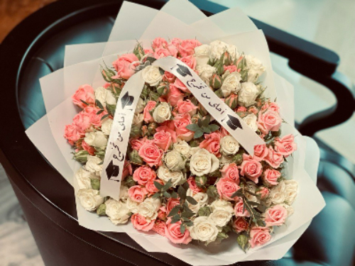 Roses Bouquet Is Sweeter Than A Graduation - Pink 1