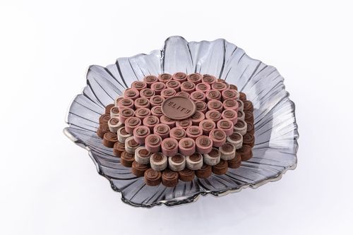 Chocolate 3 - 2 kg Belgian chocolates with hazelnut, roseberry, crunchy, and Nutella flavors.