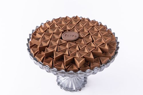 Chocolate 4 - 2 kg Belgian chocolate with caramel, hazelnut, Nutella, and crunchy flavors