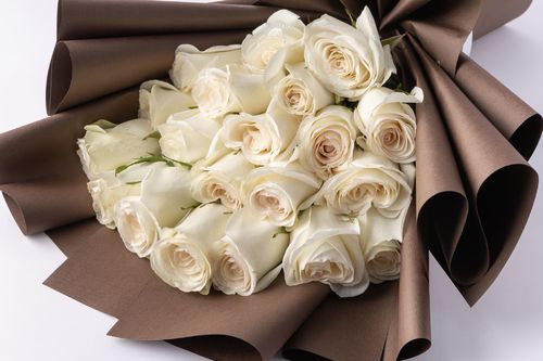 White rose bouquet Z1