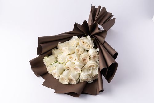 White rose bouquet Z1