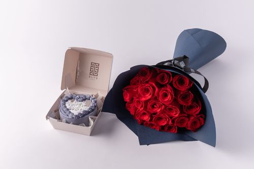 Mini Cake With Flower 6