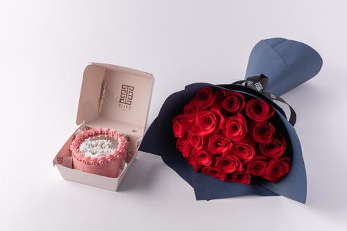 Mini Cake With Flower 13
