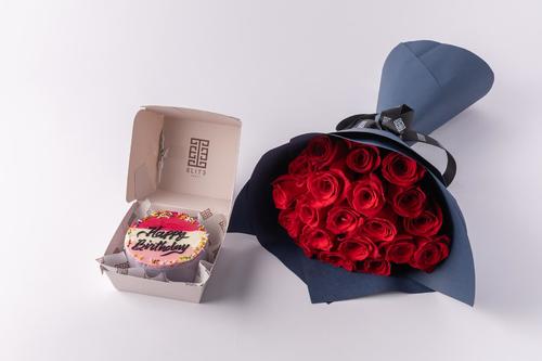 Mini Cake With Flower 15