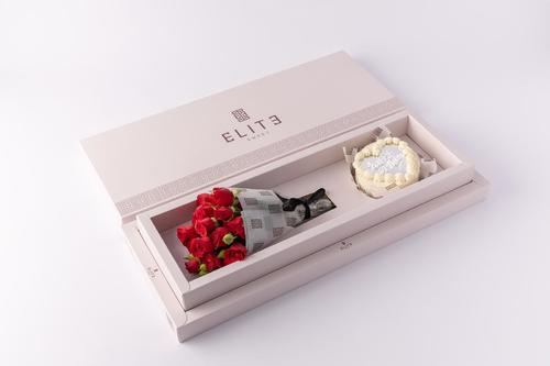 Mini Cake with Flower 26