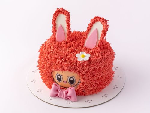 ‎‏Labobo Cake 2 - 6 inches cake, enough for 8 to 10 people with mixed flavors vanilla and chocolate.