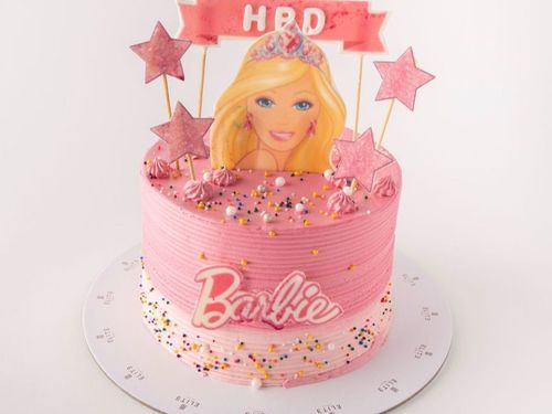 Kids Cake 2 - 6 inches cake, enough for 8 to 10 people with mixed flavors vanilla and chocolate.