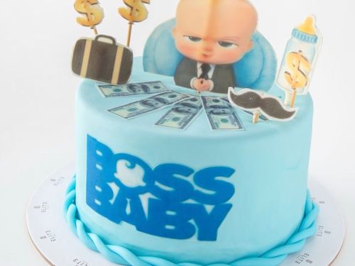 Kids Cake 7 - 6 inches cake, enough for 8 to 10 people with mixed flavors vanilla and chocolate.