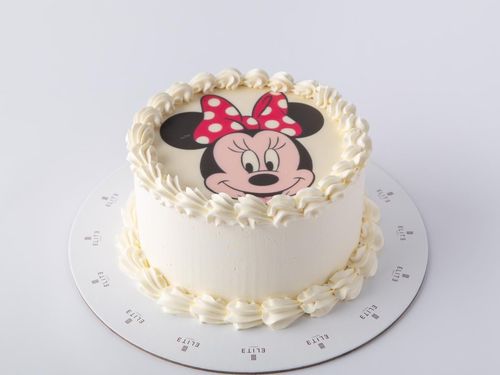 Children's Cake 19 - 6-inch cake serves 8-10 people in vanilla and chocolate flavors