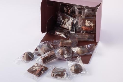Elite wrapped chocolate box