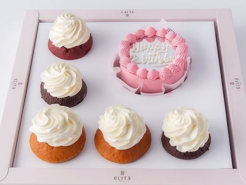 Cupcake Cake 2 - A 4-inch cake, enough for 1 to 2 people. The flavors are vanilla and strawberry. Comes with 5 cupcakes.