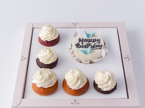 Cupcake Cake 5 - A 4-inch cake, enough for 1 to 2 people. The flavors are vanilla and strawberry. Comes with 5 cupcakes.