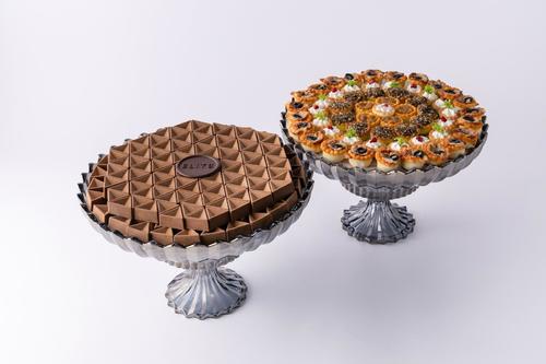 صينية فطاير و جوكلت E15 - Chocolate and pastry tray with different fillings
