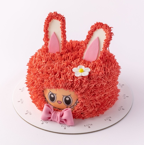 ‎‏Labobo Cake2 - 6 Inches cake, enough for 8 to 10 persons with mixed flavors of red velvet, vanilla and chocolate
