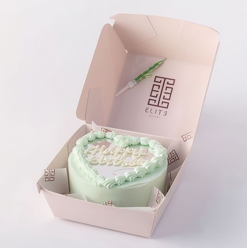 Mirror Mini Cake 12 - 4 Inches cake, enough for 1 to 2 persons, flavors are vanilla and strawberry.