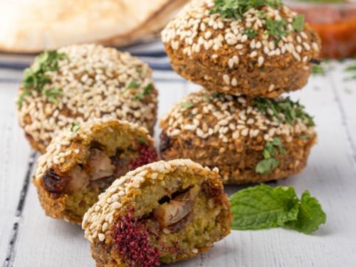 Mesh Bas Falafel - Stuffed Onions Falafel 3 Pieces