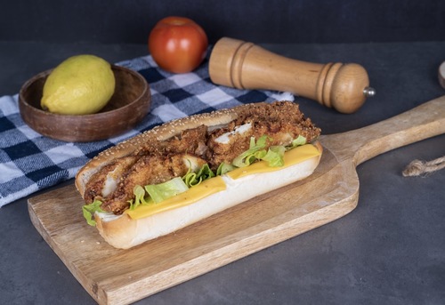 Mesh Bas Falafel - Chicken Fillet Sandwich