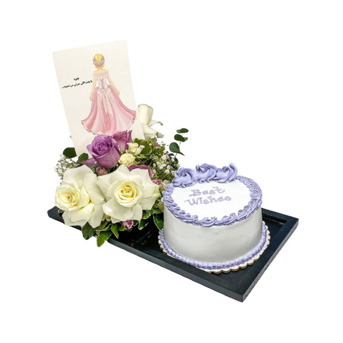 DESIGNER CAKE WITH FLOWERS