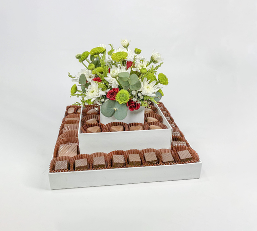 CHOCOLATES WITH FLOWERS