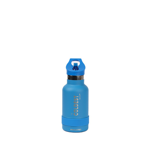 Sailor Blue - 350 ml Kids Sports Bottle.
Engineered with triple insulated layers of stainless steel. Fully insulated flip top lid. 36+ Hours Cold, 13+ Hours Hot. Fits big ice cubes. Lightweight. Very strong and solid build. Floats in oceans and pools. Doesn’t leak, doesn’t rust.