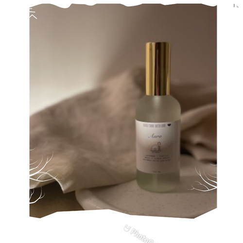 Aura room spray - Welcome the Scent of gorgeous Lavender & Vanilla into your Place. Crystals infused: Amethyst (150 ml) All our room + linen sprays are perfect to use in all your living places. How to use: -Shake well before use. -Mist your bedroom linens to create a hopeful vibe in the morning and at bedtime.