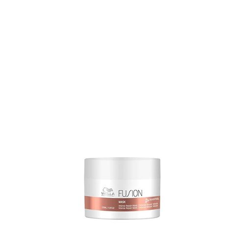 FUSION MASK 150ML - A creamy hair treatment that repairs and strengthens damaged hair. This is ensured by intensely nourishing ingredients and silk amino acids, which penetrate deeply into the hair fibers and specifically replenish the affected areas. Furthermore, the mask protects hair from damage, such as hair breakage. Your hair regains moisture, shine and smoothness. After using the Intense Repair Shampoo and the Fusion Amino Refiller the Intense Repair Mask maintains the care effect for a long time. 1.Once a week, apply to clean, damp hair.
2.Leave for 5 minutes.
3.Rinse.