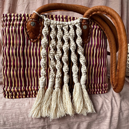 Macrame Shoulder bag - 32cm x 22cm x 12cm