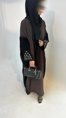 Saham Abaya - Almond - Please write the following information in the notes box below : shoulder size : Sleeve length : note : implementation period is 7 days  delivery fee of 3 dinars to be paid upon receipt of the order