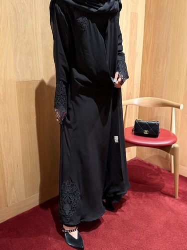 GB (black) - Please Write the Following Information in the Notes Box Below:
Shoulder Size:
Sleeve Length:
Chest Rotation:
Note: Implementation Period Is 7 Days 
Delivery Fee of 3 Dinars to Be Paid upon Receipt of the Order