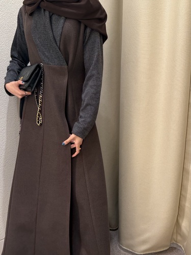 Df - يرجى كتابة البيانات التالية في صندوق الملاحظات في الأسفل:
مقاس الكتف :
طول الكم : 
دوران الصدر: 
ملاحظة: مدة التنفيذ 7 يوم
رسوم التوصيل ٣ دنانير يتم دفعهم عند استلام الطلب