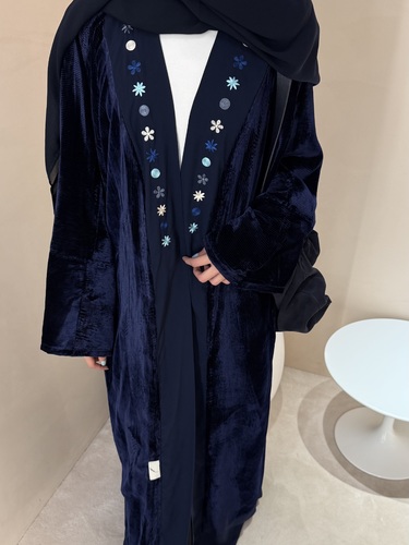 BJ - Please Write the Following Information in the Notes Box Below:
Shoulder Size:
Sleeve Length:
Note: Implementation Period Is 7 Days 
Delivery Fee of 3 Dinars to Be Paid upon Receipt of the Order