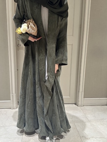 AZ - يرجى كتابة البيانات التالية في صندوق الملاحظات في الأسفل:
مقاس الكتف :
طول الكم :&nbsp;
دوران الصدر:&nbsp;
ملاحظة: مدة التنفيذ 7 يوم
رسوم التوصيل ٣ دنانير يتم دفعهم عند استلام الطلب