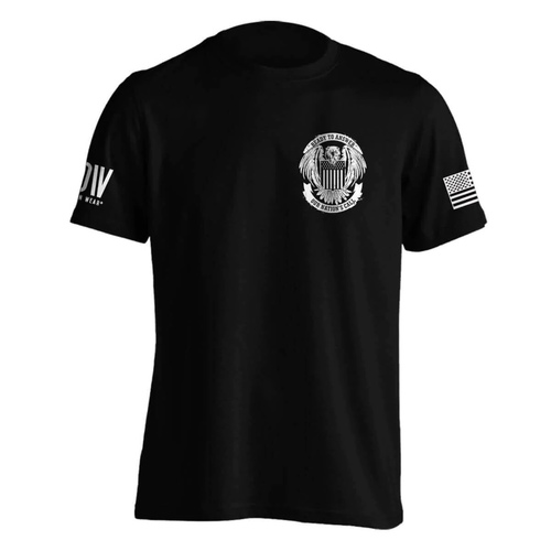 t-shirt black